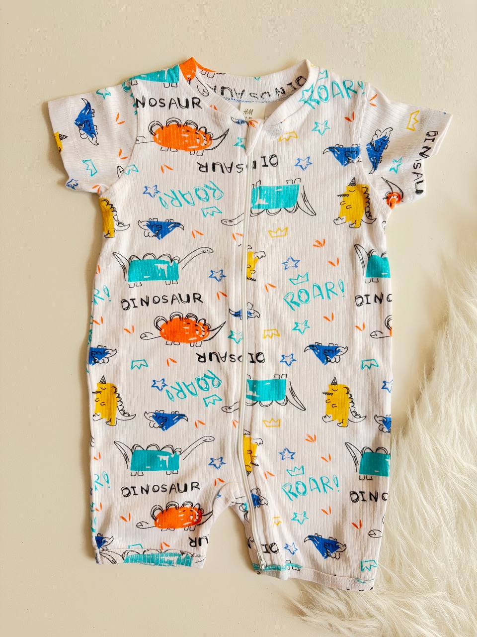 رامپر زیپی برند h and m - Image 3