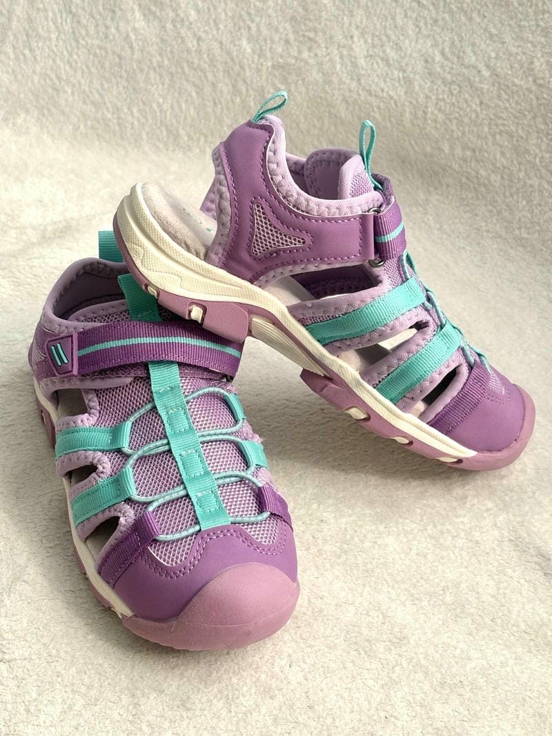 girl sandal