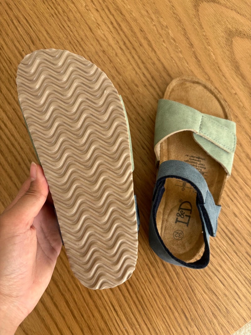 girl sandal