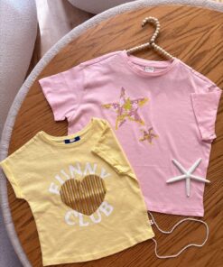 girl t-shirt